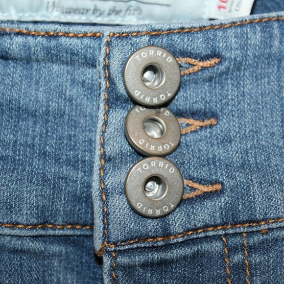 Torrid Jegging Jeans Light Wash HW7091 - Picture 4 of 5